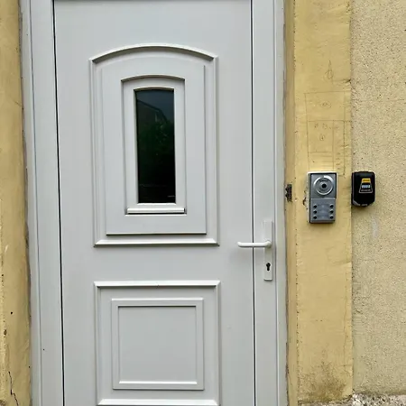 Tuscana-style House Apartmán *
